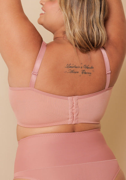 Sutiã Sem Bojo e Alças Acolchoadas Basic Plus