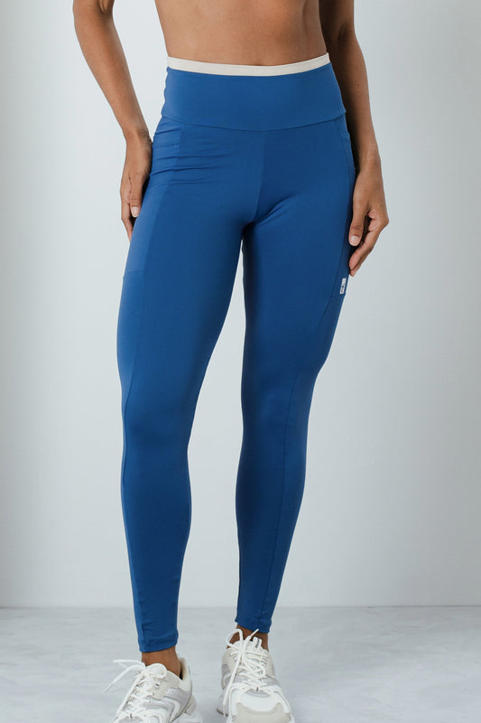 Legging com Cós Duo e Bolsos Timeless